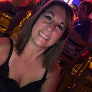 Meet your Posher, Becki